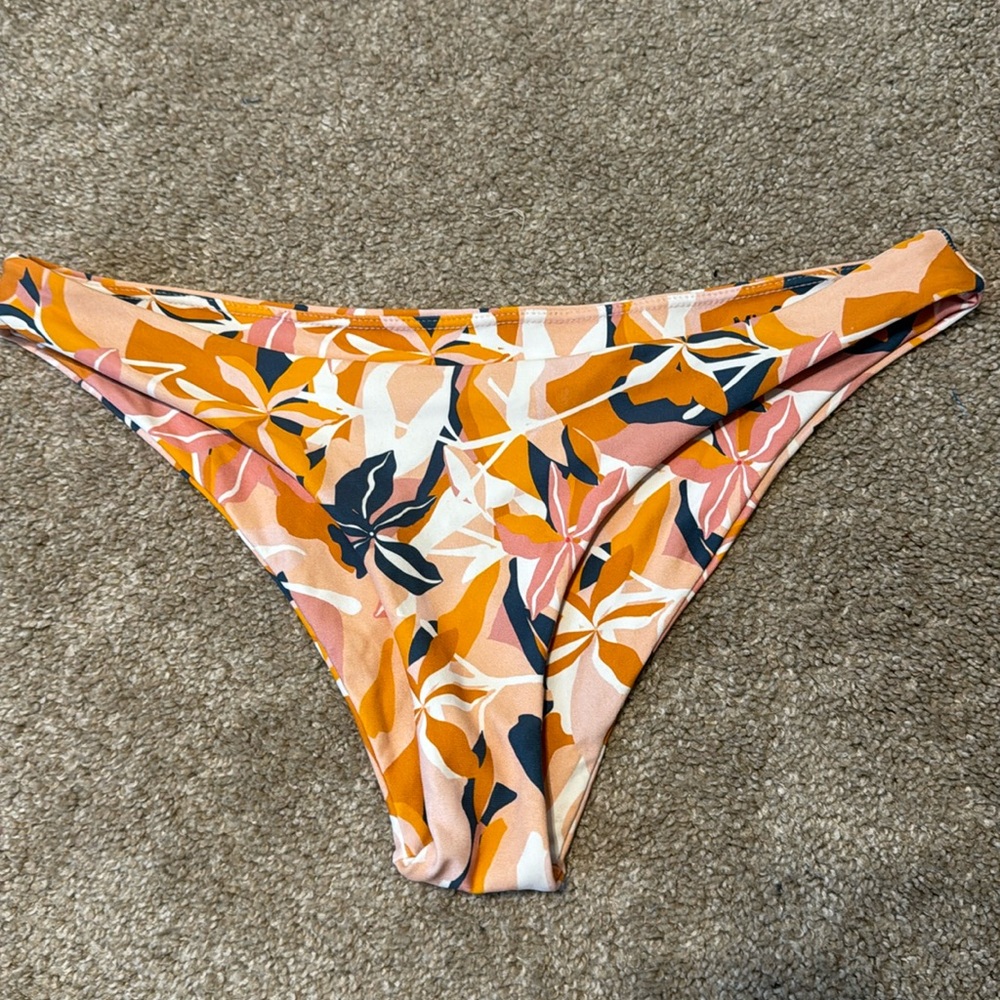 Midori Parker bikini